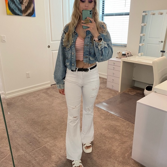 Meet your Posher, Hidden Gem Era! - Picture 4 of 8